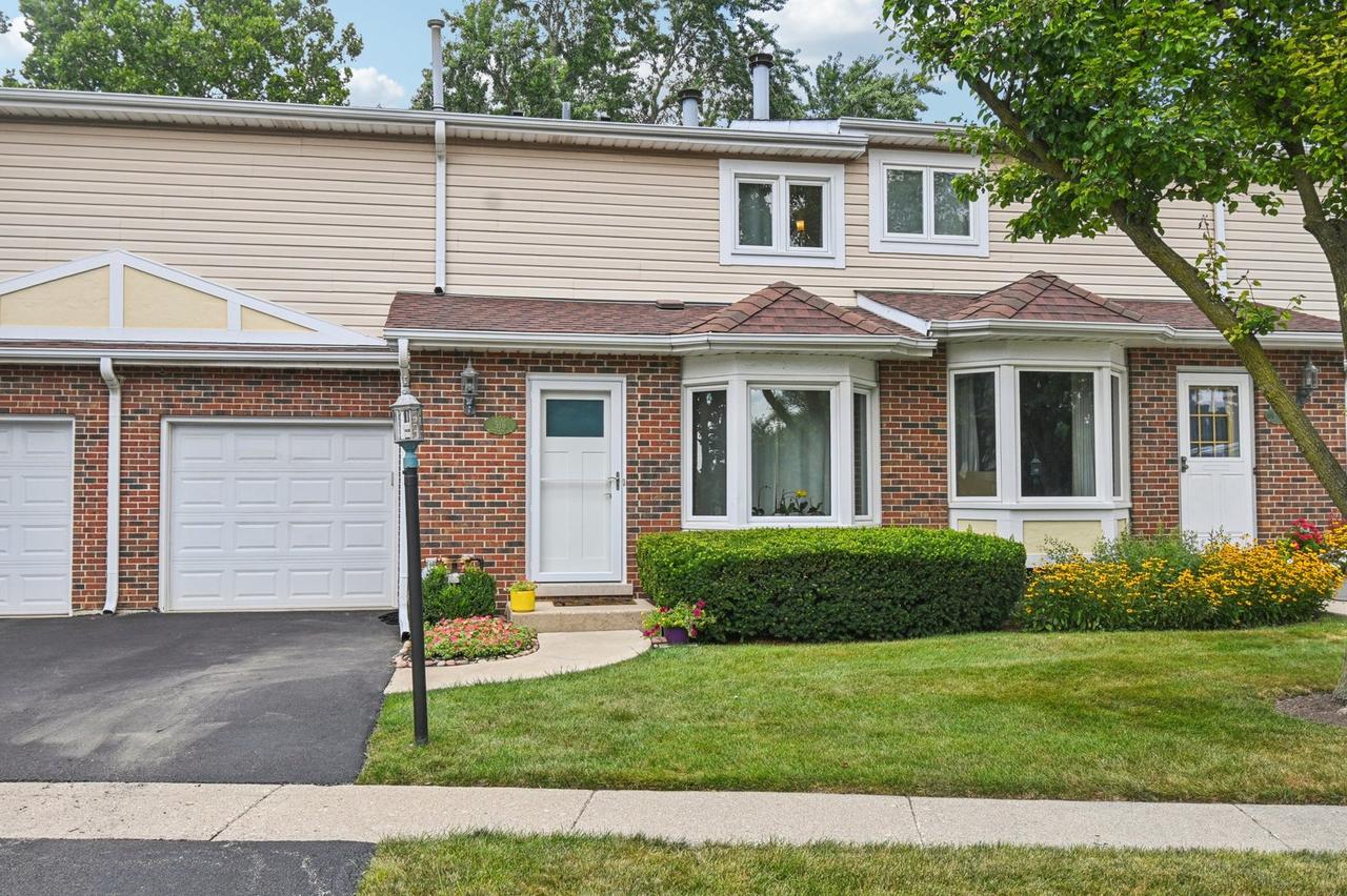 516 Blue Jay Ct., Mount Prospect, IL 60056