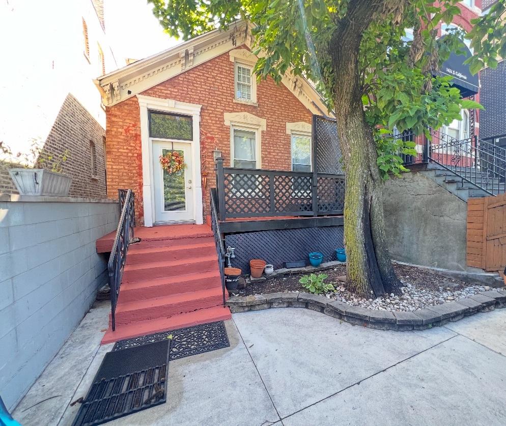 1629 S California Ave., Chicago, IL 60608