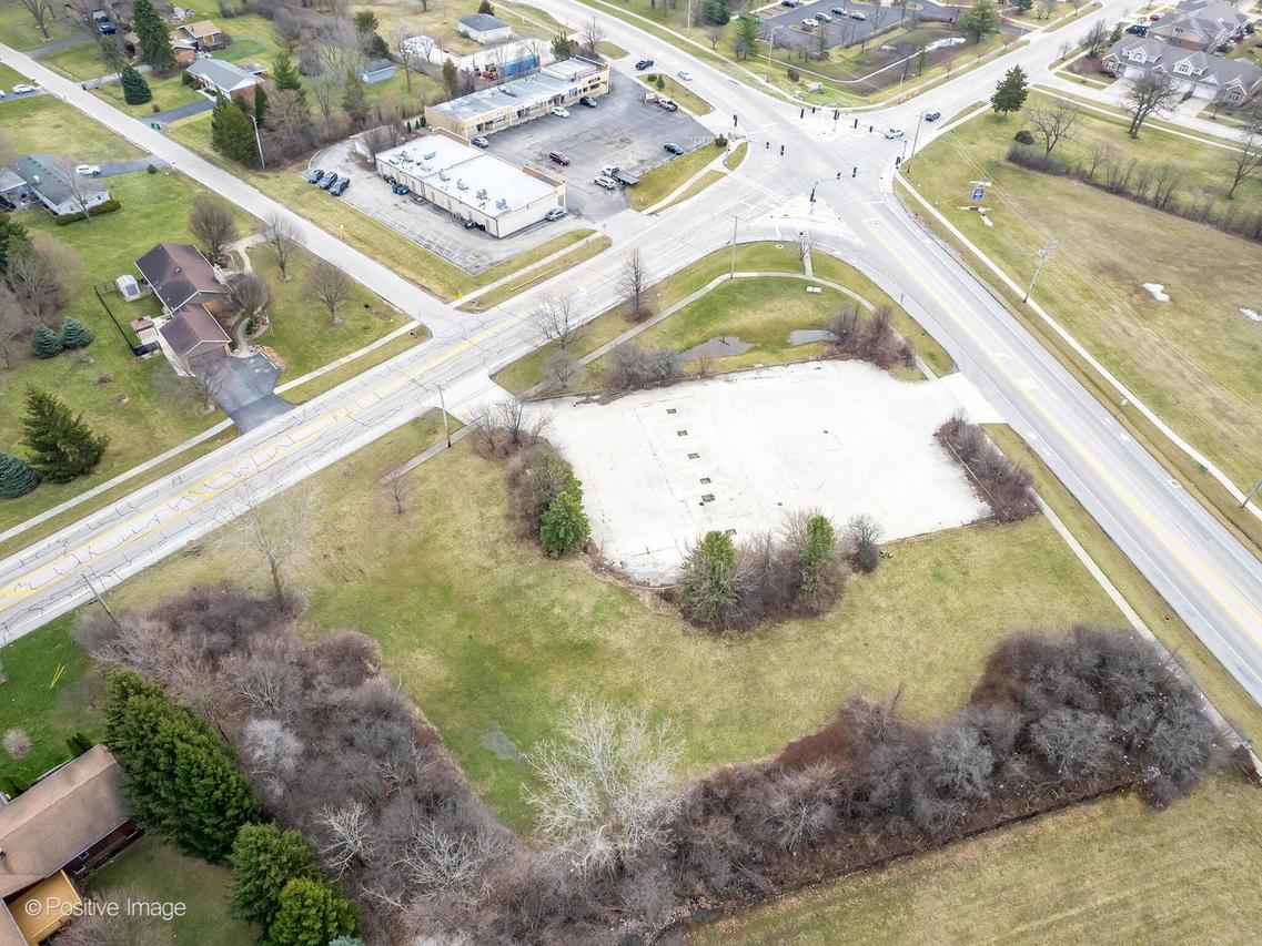 1297 Mccarthy Rd., Lemont, IL 60439