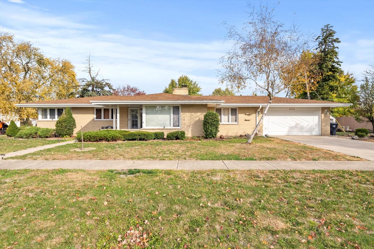 520 E 166th St., South Holland, IL 60473