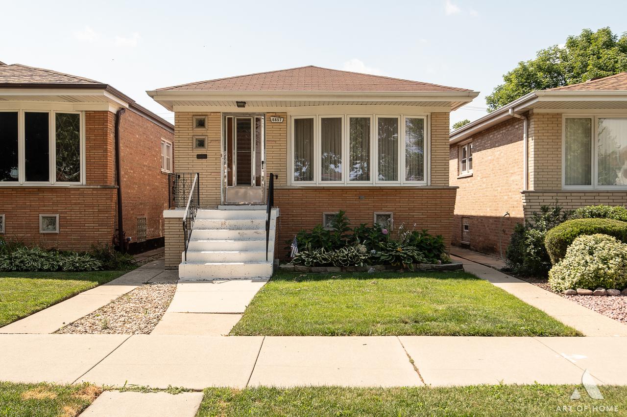 6857 W 63rd Pl., Chicago, IL 60638