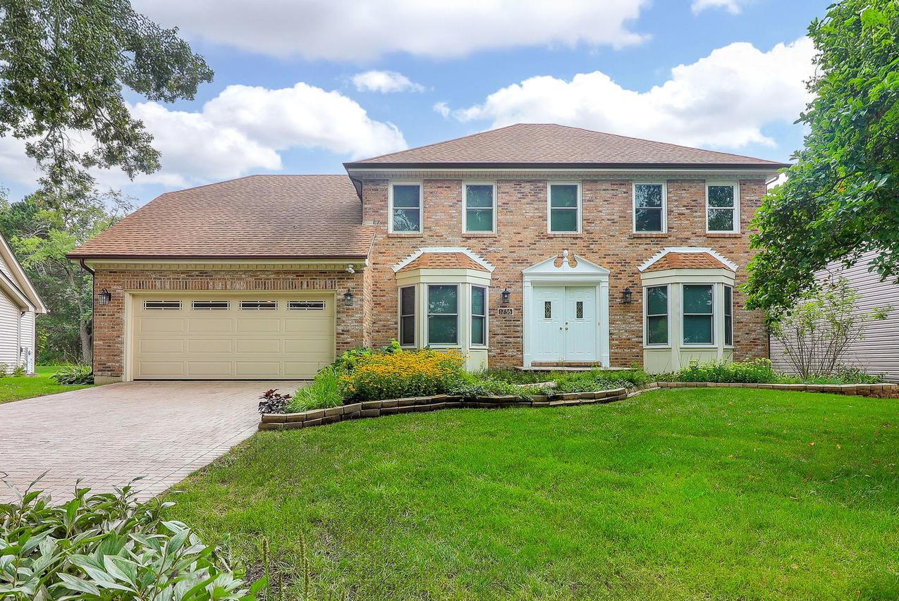 1736 Mundelein Rd., Naperville, IL 60540