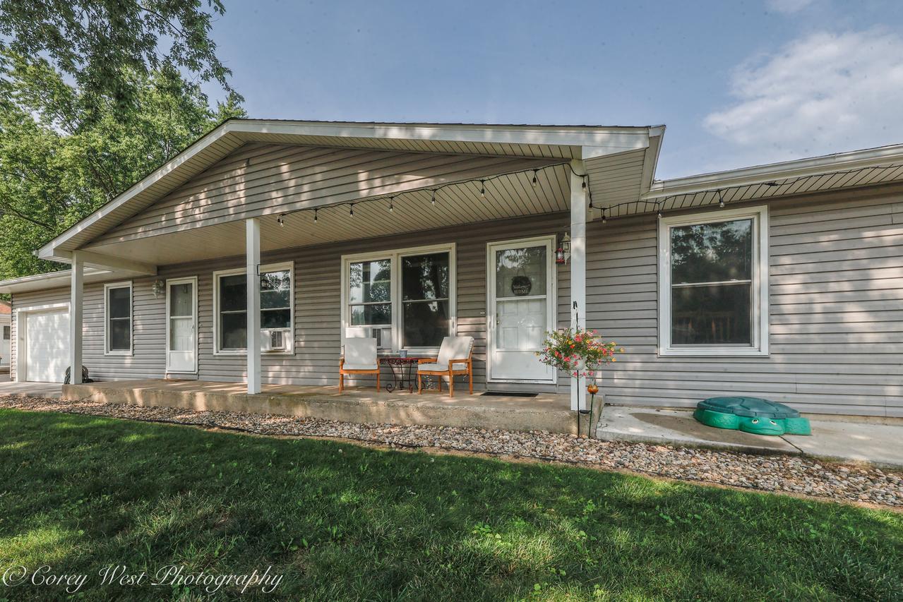 1509 Oak Ln., Sycamore, IL 60178