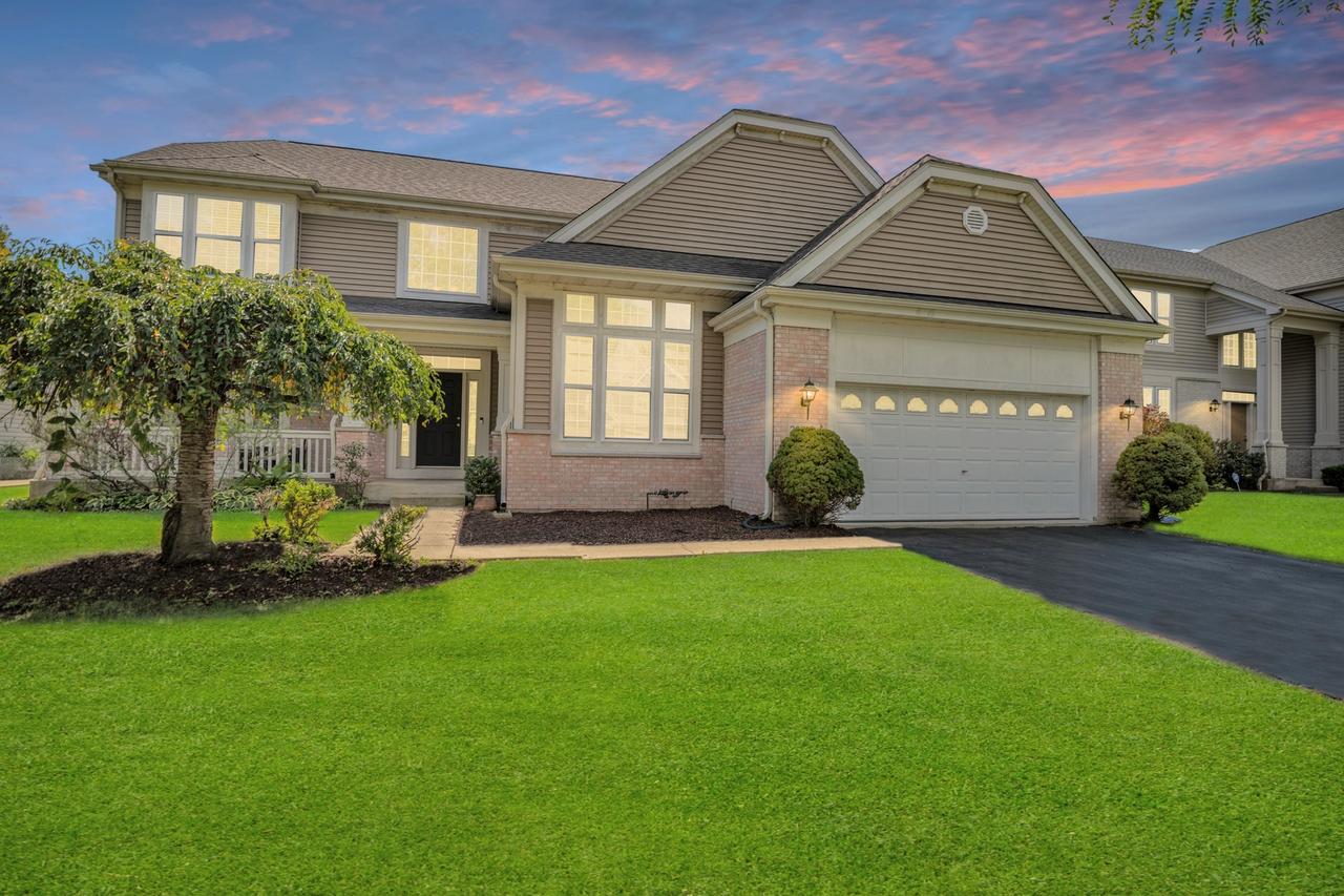 2652 Bainbridge Blvd., West Chicago, IL 60185