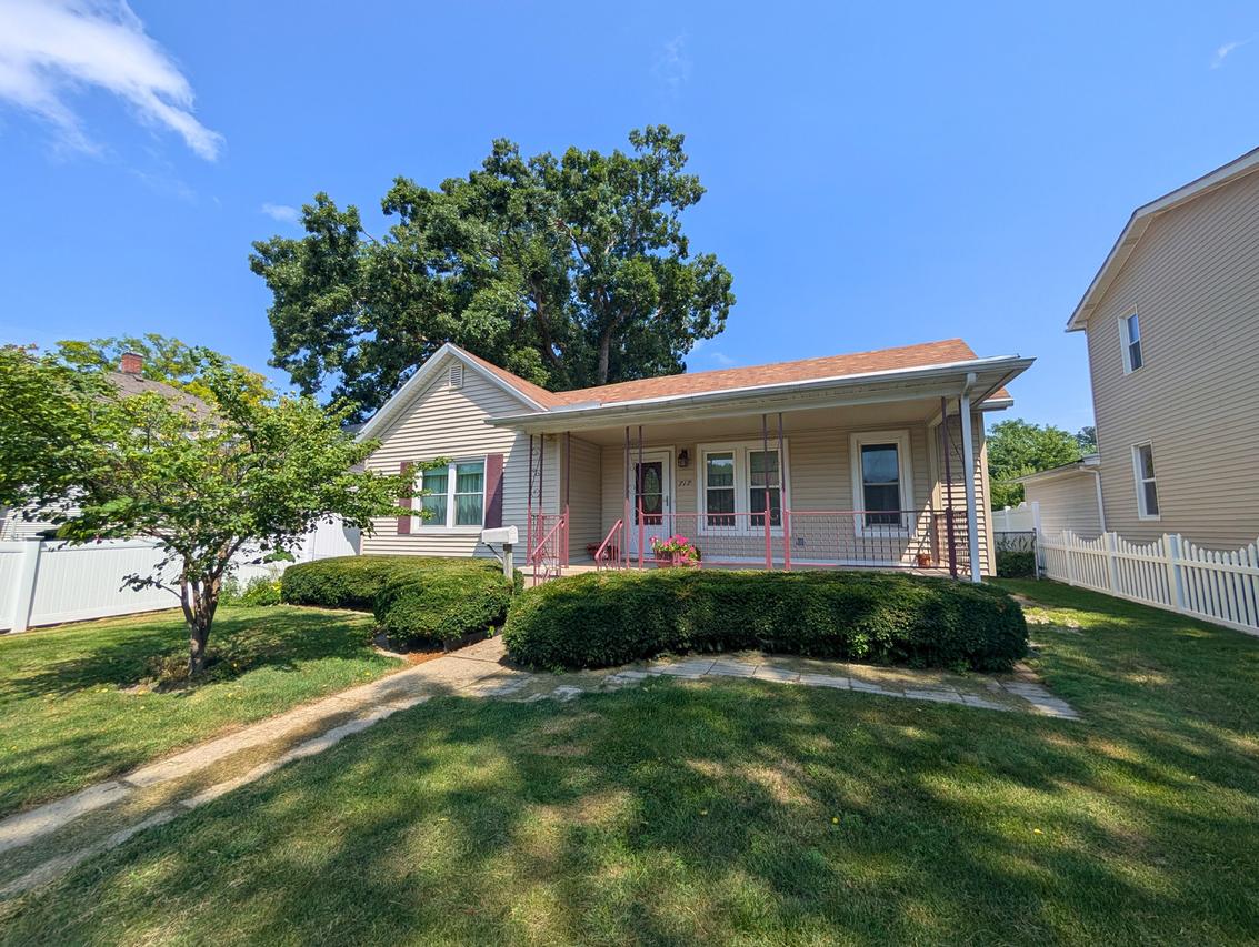 717 S Monroe St., Streator, IL 61364