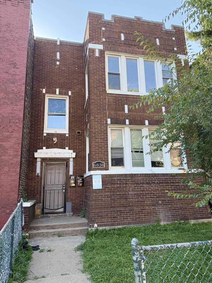 6838 S King Dr., Chicago, IL 60637