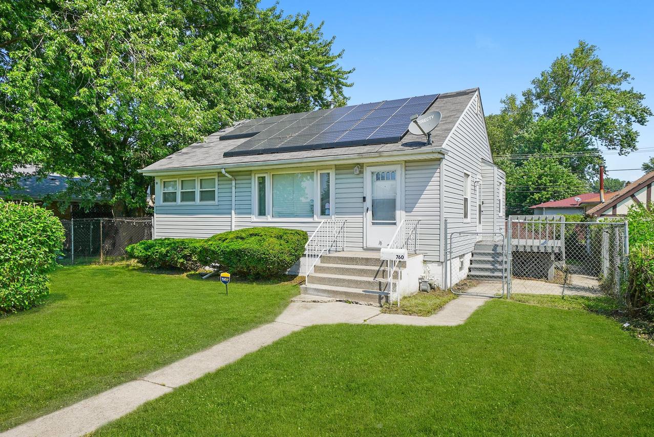 760 Sibley Blvd., Calumet City, IL 60409