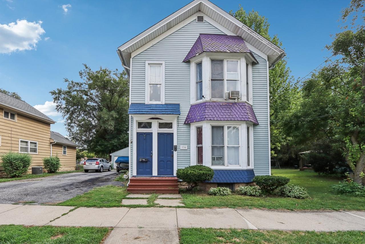 330 First St., Batavia, IL 60510