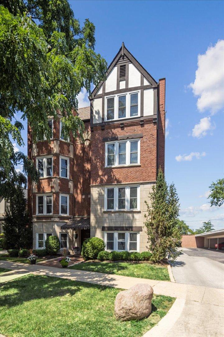 307 W Harris Ave. #2B, La Grange, IL 60525