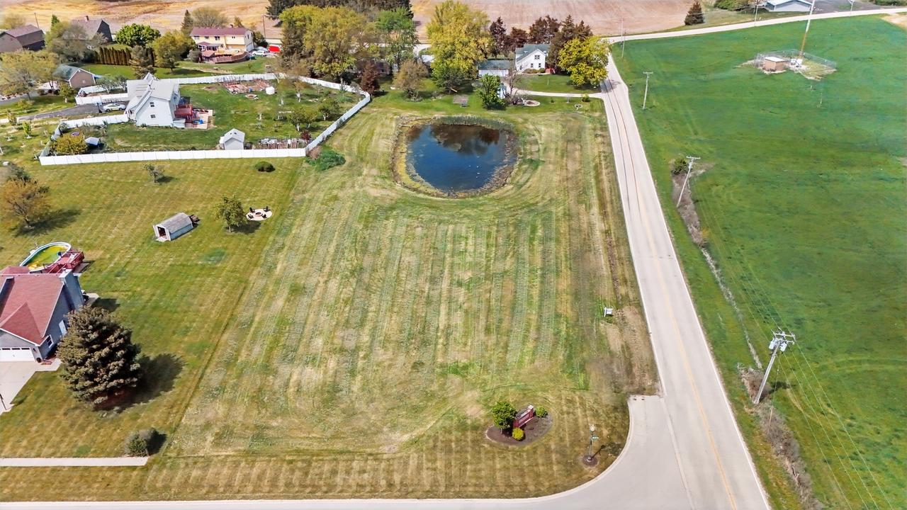 3 Ronhill Rd., Yorkville, IL 60560