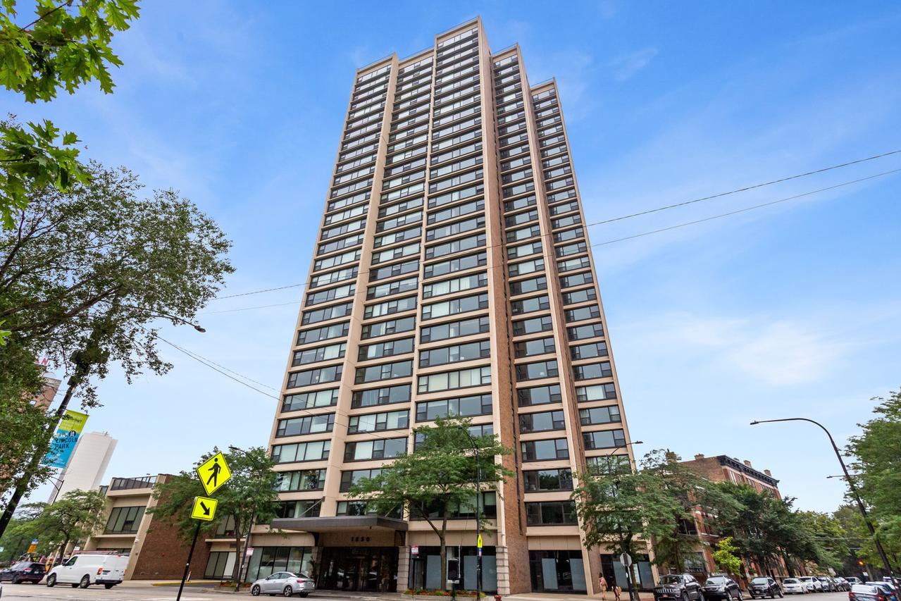 1850 N Clark St. #707, Chicago, IL 60614