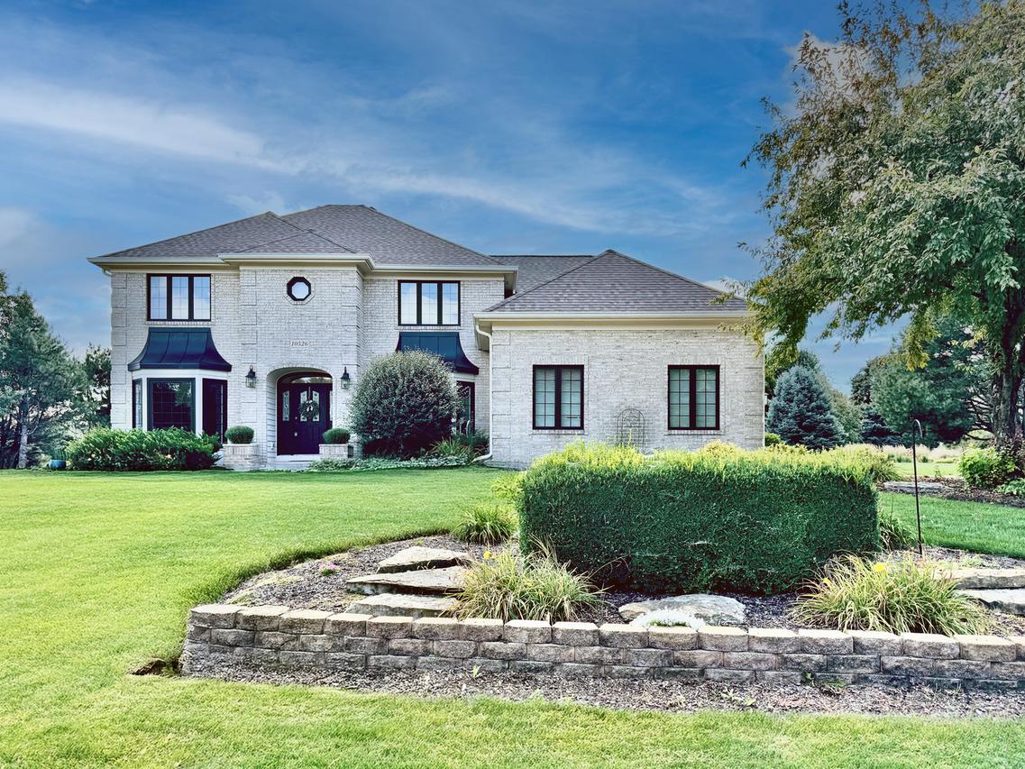 10526 Royal Porthcawl Dr., Naperville, IL 60564