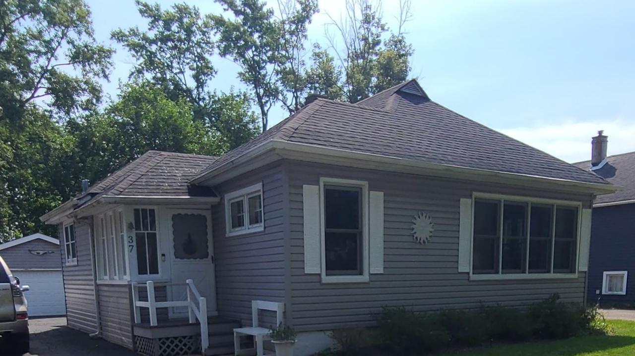 37 N Addison Rd., Villa Park, IL 60181