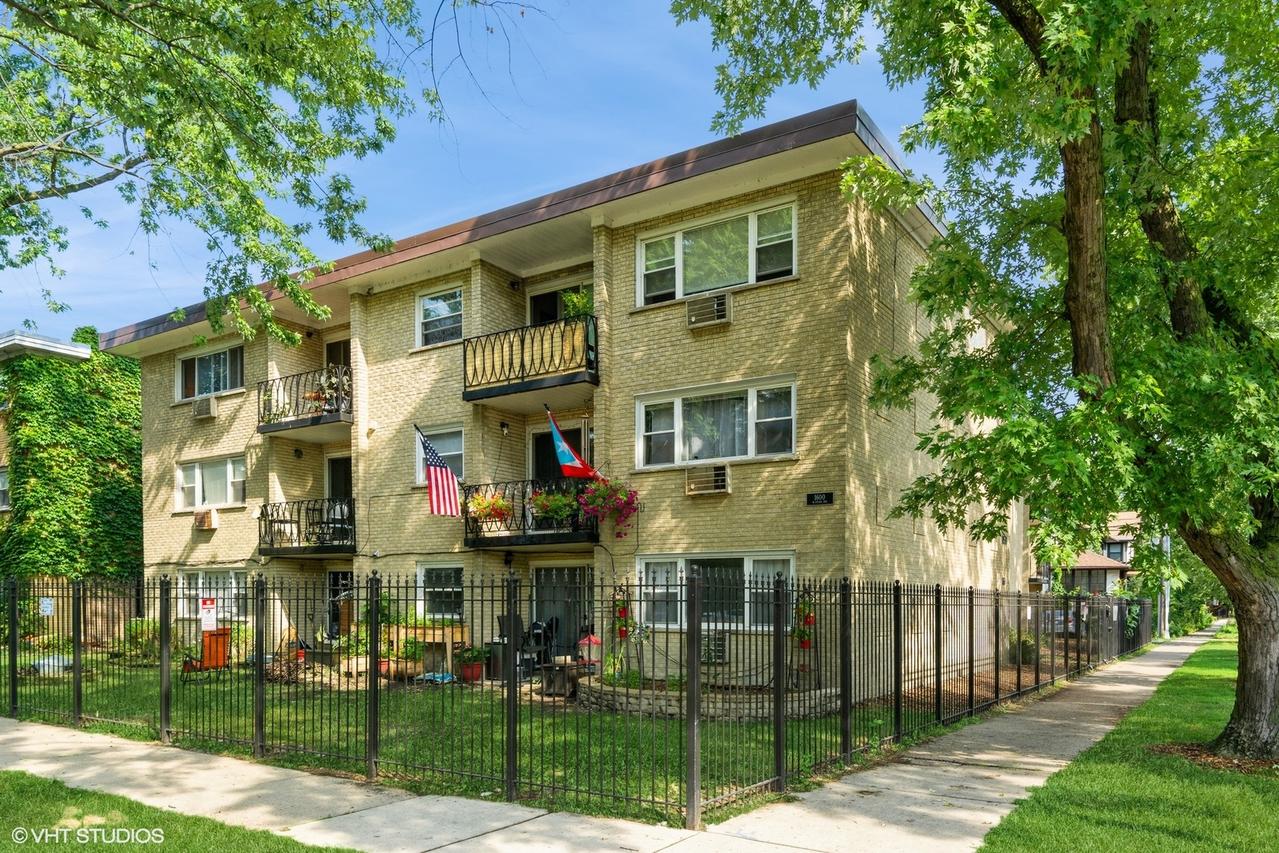 1600 W Chase Ave. #3B, Chicago, IL 60626