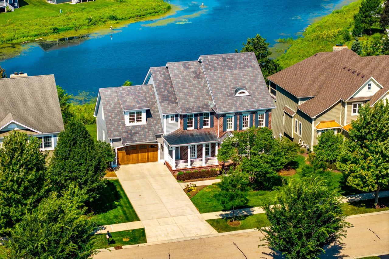 111 Goldenrod Dr., Sugar Grove, IL 60554