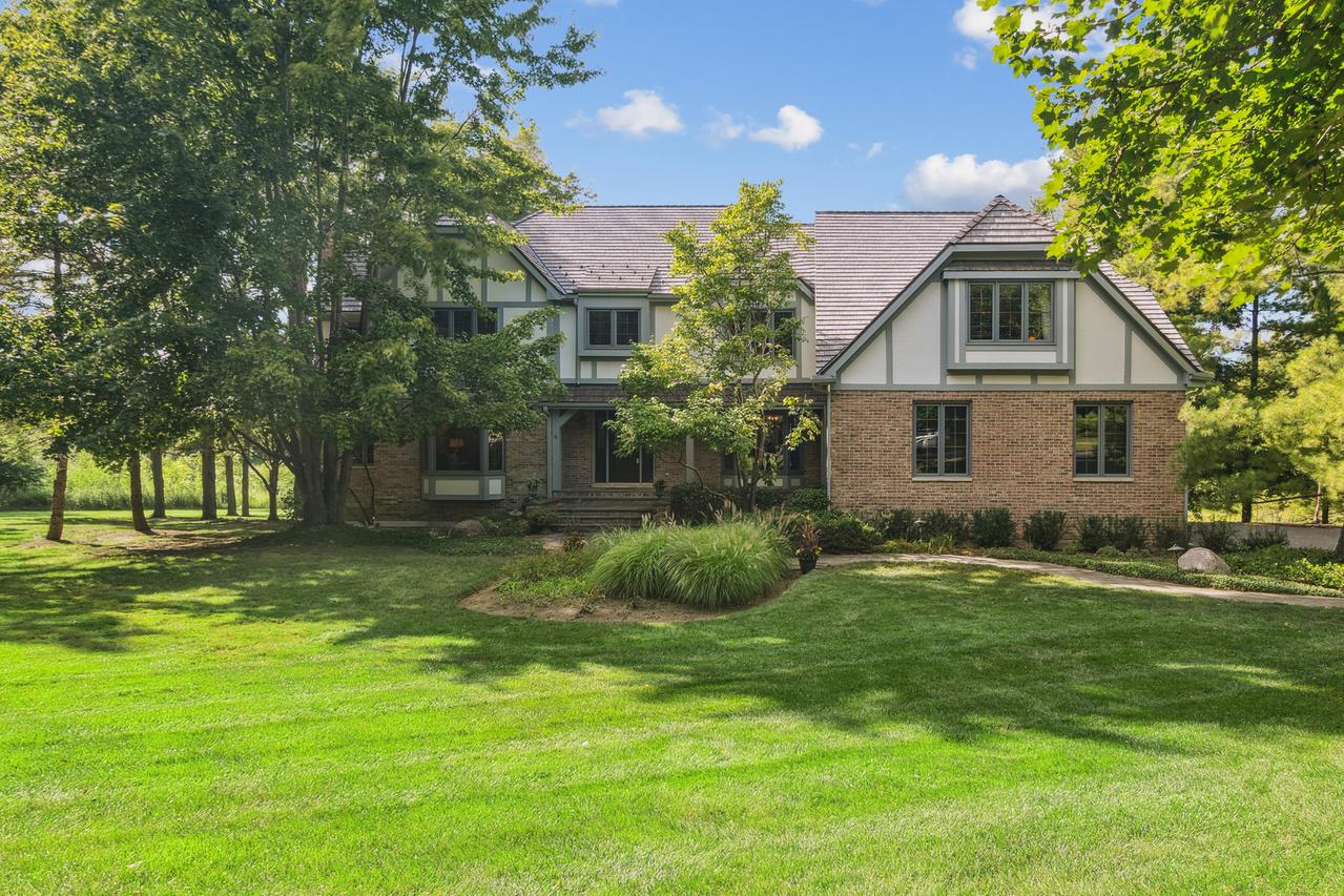 4436 Hearthmoor Ct., Long Grove, IL 60047
