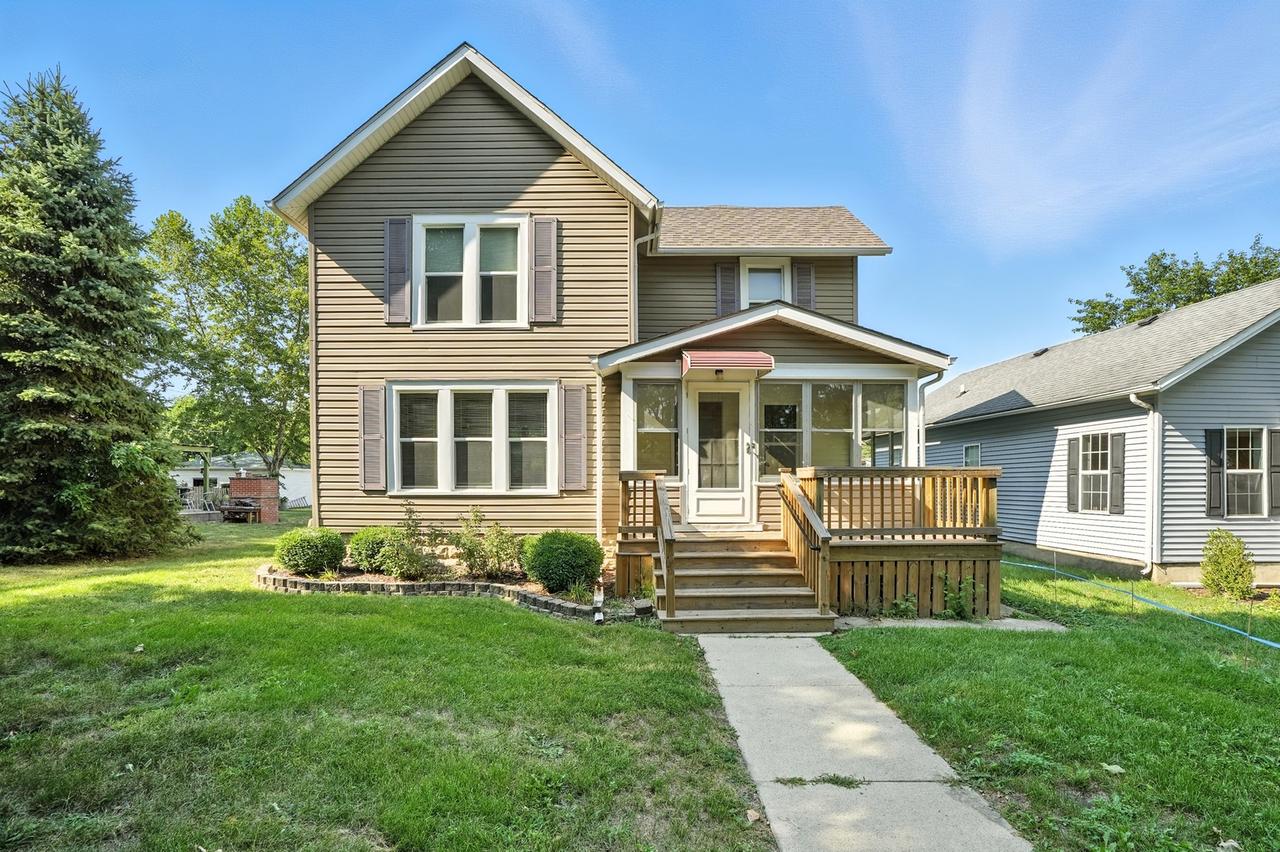 109 E Crawford St., Peotone, IL 60468