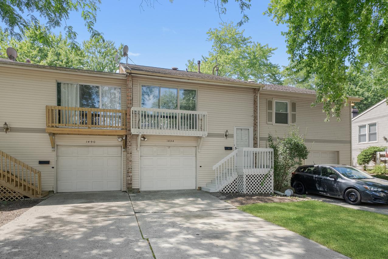 1494 Elder Dr., Aurora, IL 60506