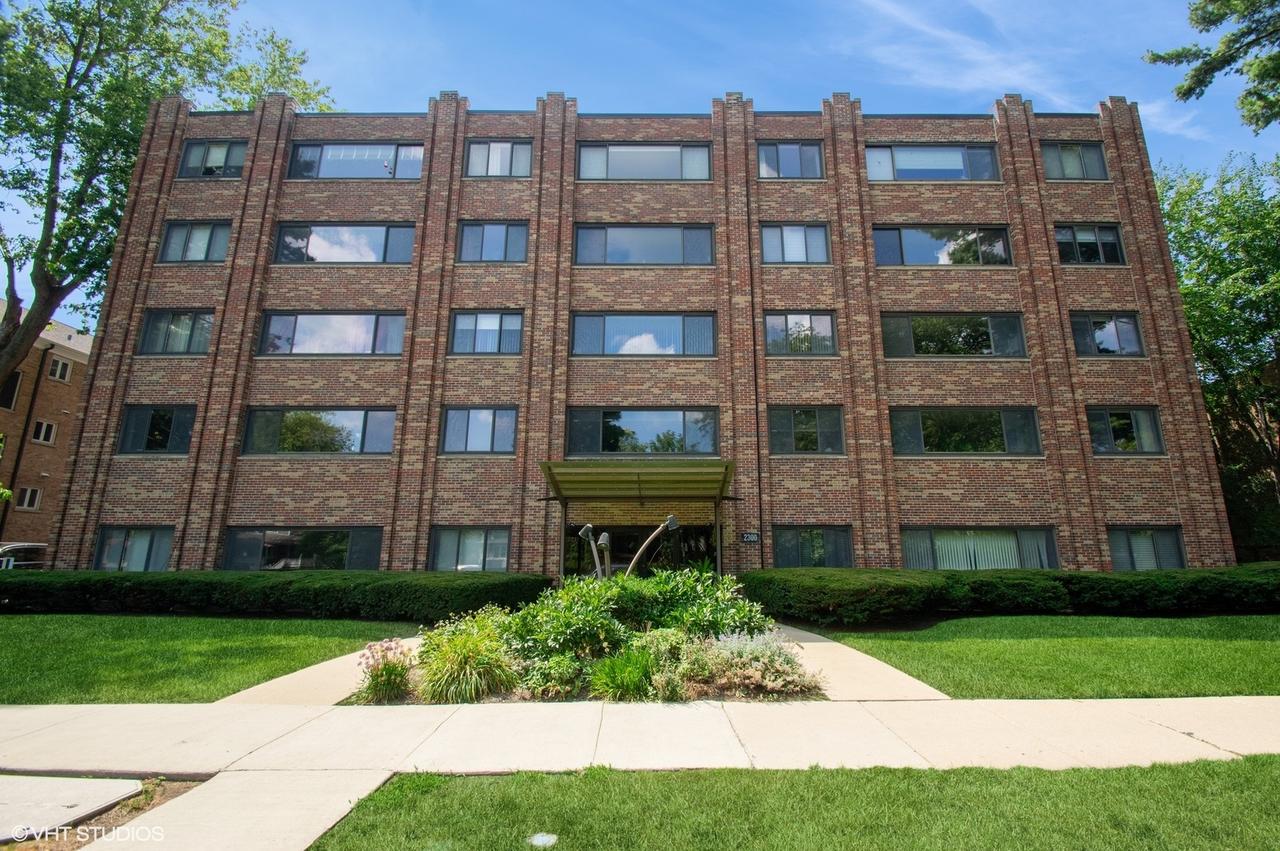 2300 Sherman Ave. #2D, Evanston, IL 60201