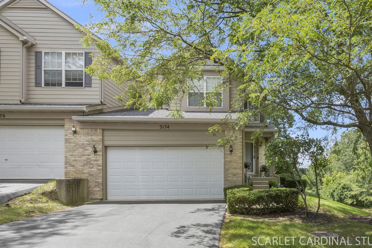 3174 Foxridge Ct., Woodridge, IL 60517