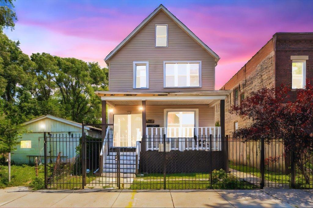11711 S Indiana Ave., Chicago, IL 60628