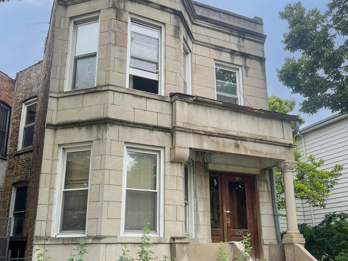 743 N Spaulding Ave., Chicago, IL 60624