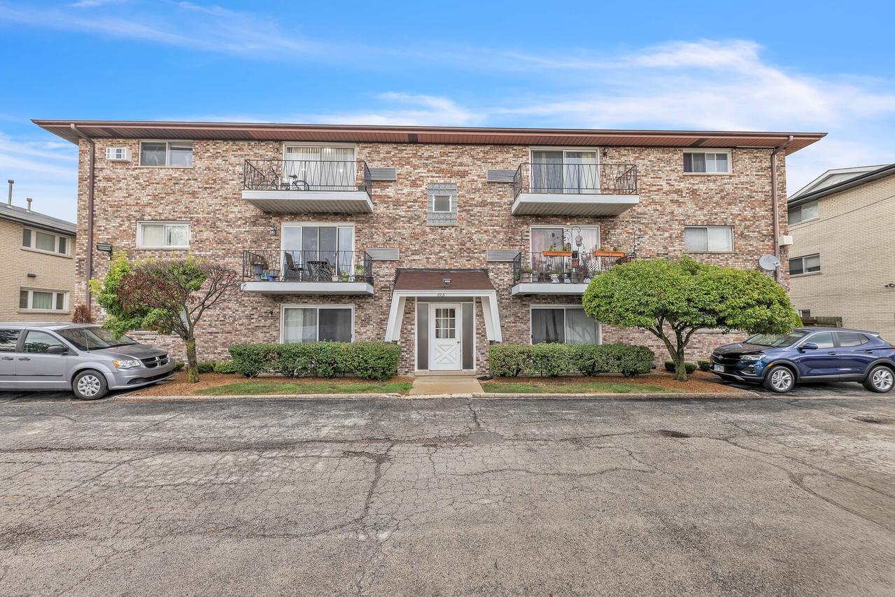 4931 W 87th St. #3SW, Oak Lawn, IL 60453