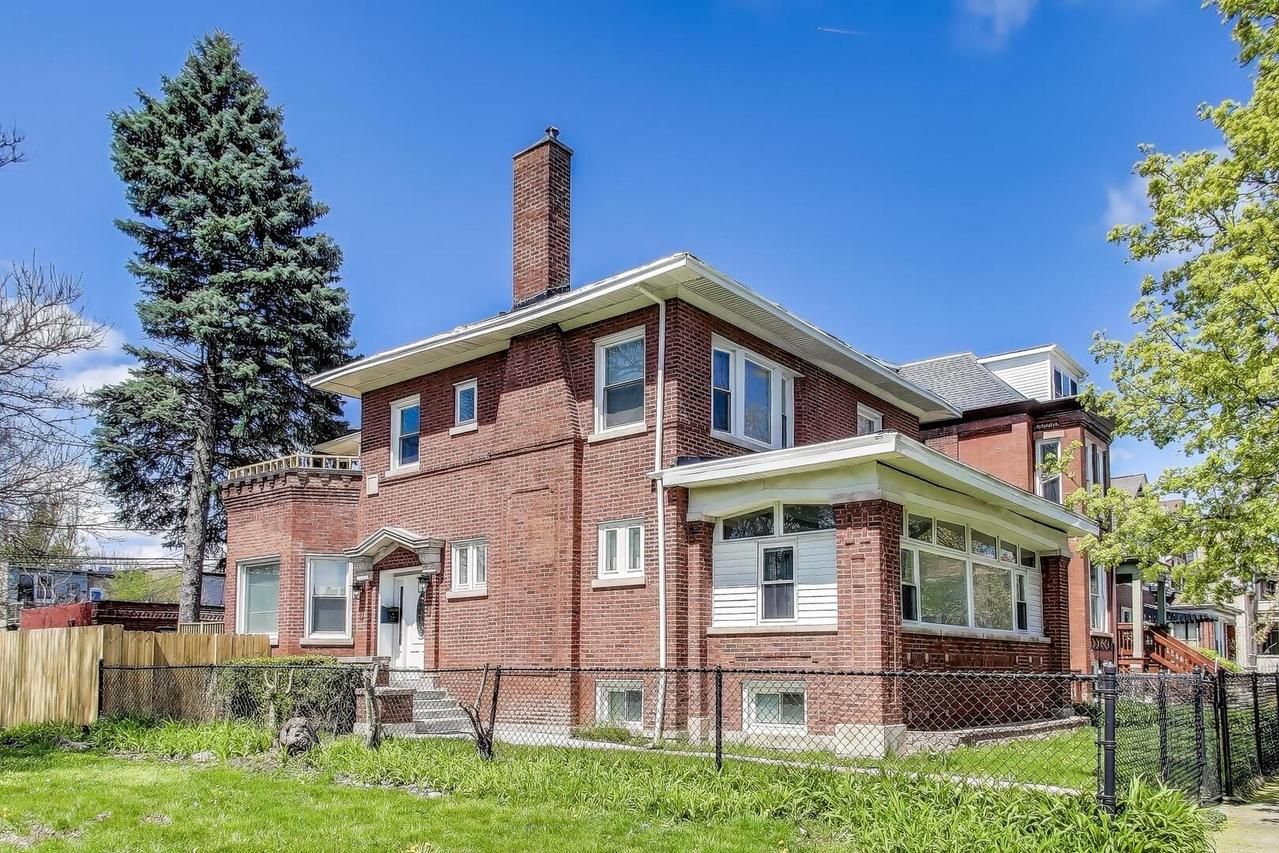7026 S Vernon Ave., Chicago, IL 60637