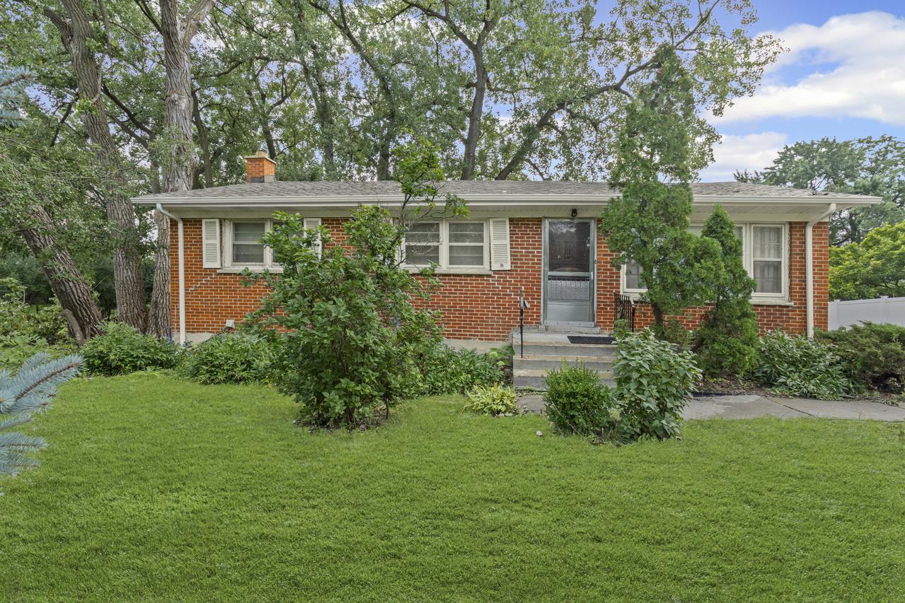 5519 Fairview Ave., Downers Grove, IL 60516