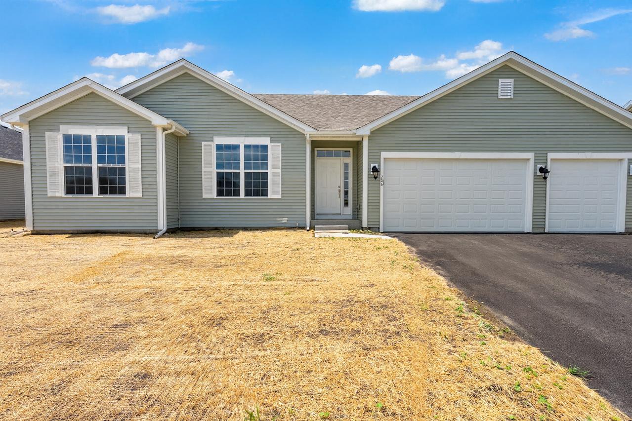 206 Cress Creek Tr., Poplar Grove, IL 61065