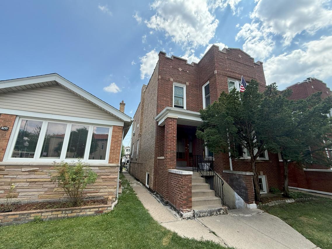4253 N Austin Ave., Chicago, IL 60634