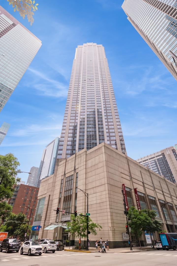 512 N Mcclurg Ct. #2112, Chicago, IL 60611