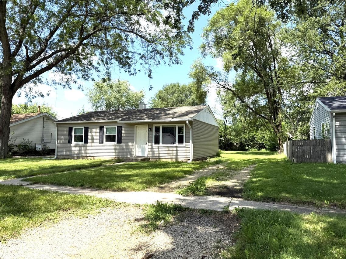30 Gilbert Ter., Machesney Park, IL 61115