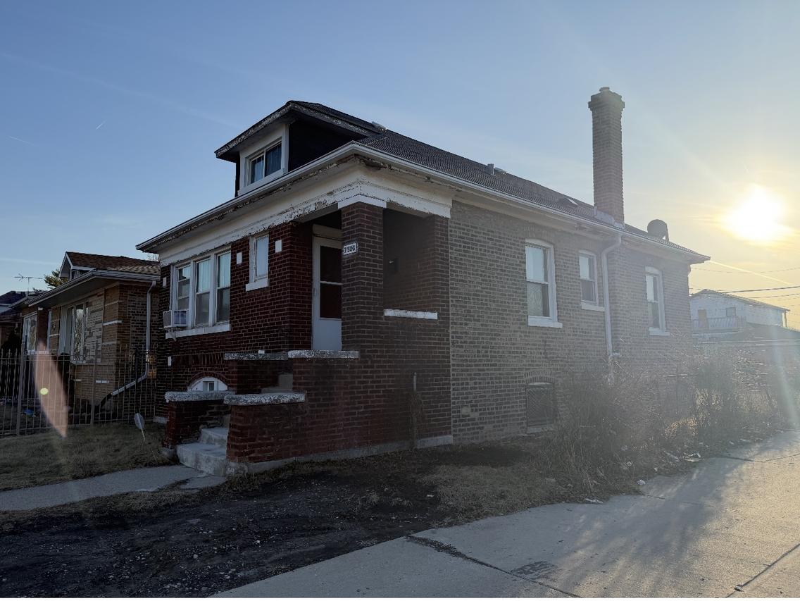 7500 S Honore St., Chicago, IL 60620
