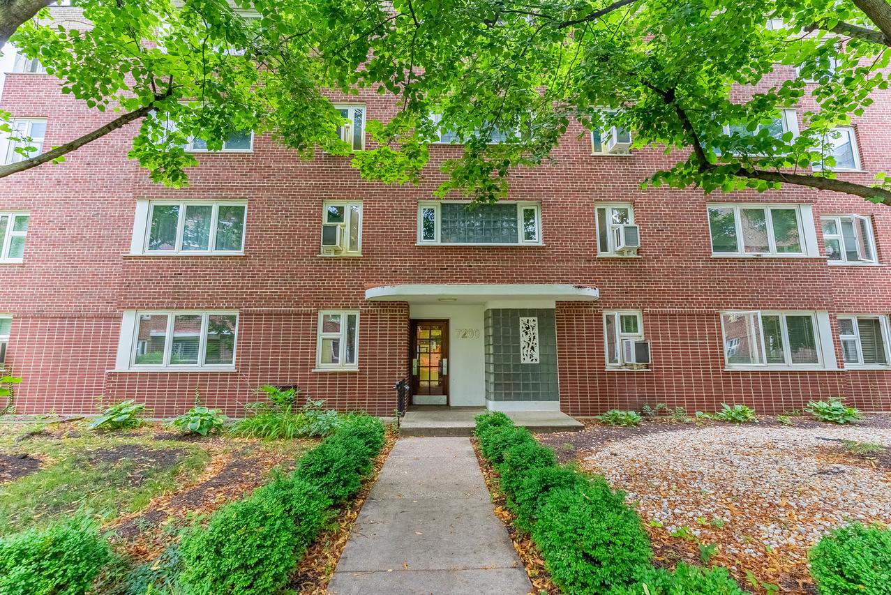 7200 Oak Ave. #3NW, River Forest, IL 60305