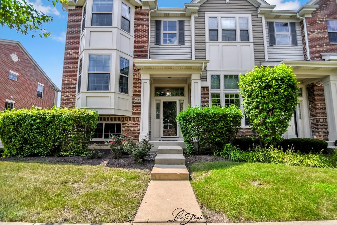 0N062 Forsythe Ct., Winfield, IL 60190