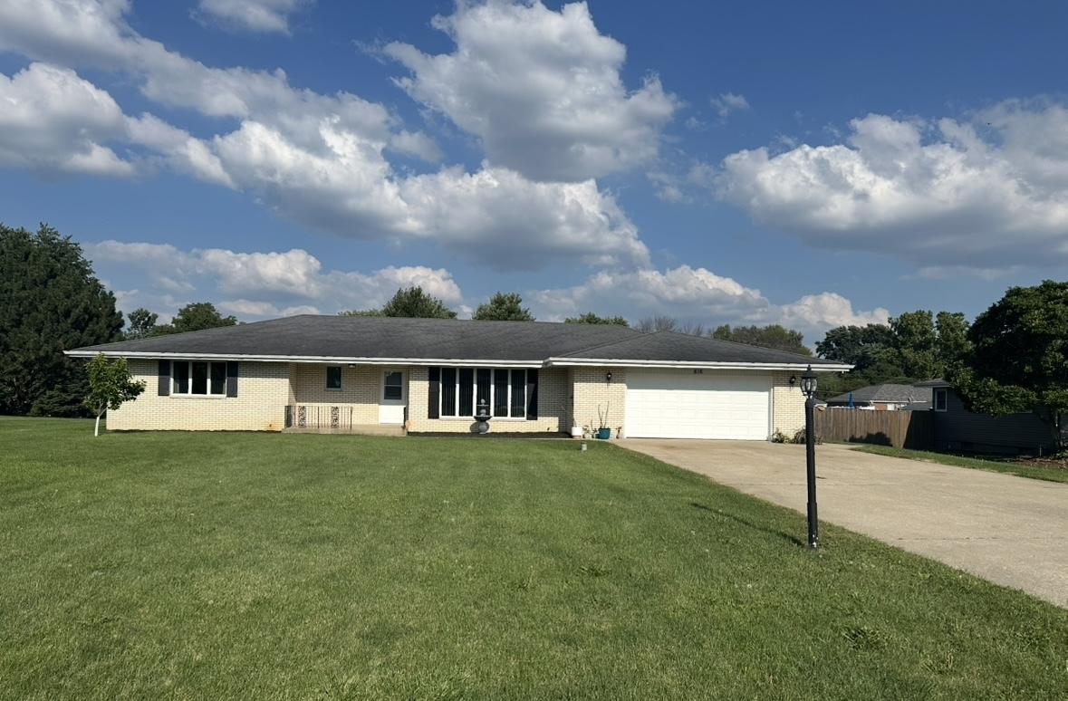 816 Rosary Ln., Joliet, IL 60435