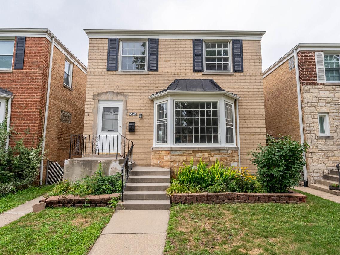 5836 N Merrimac Ave., Chicago, IL 60646