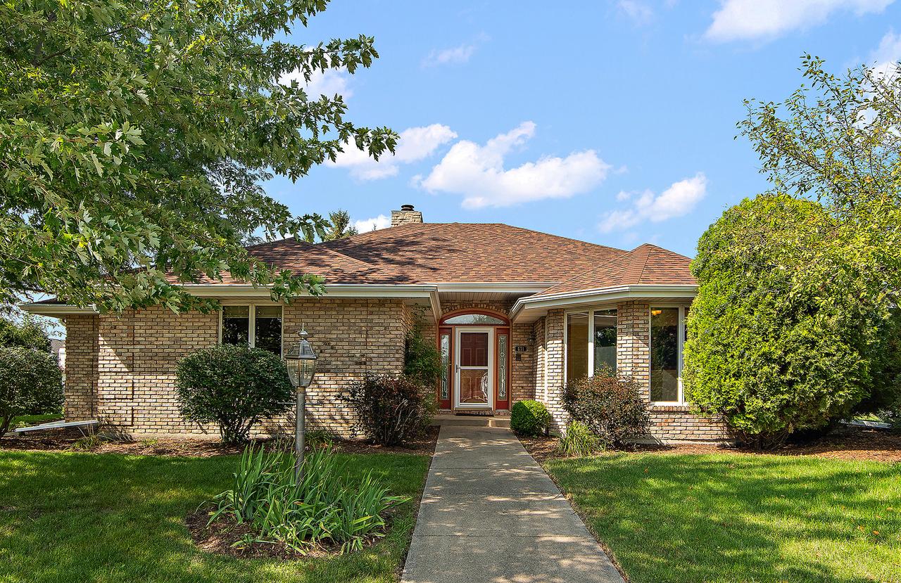 631 Holtz St., Manteno, IL 60950