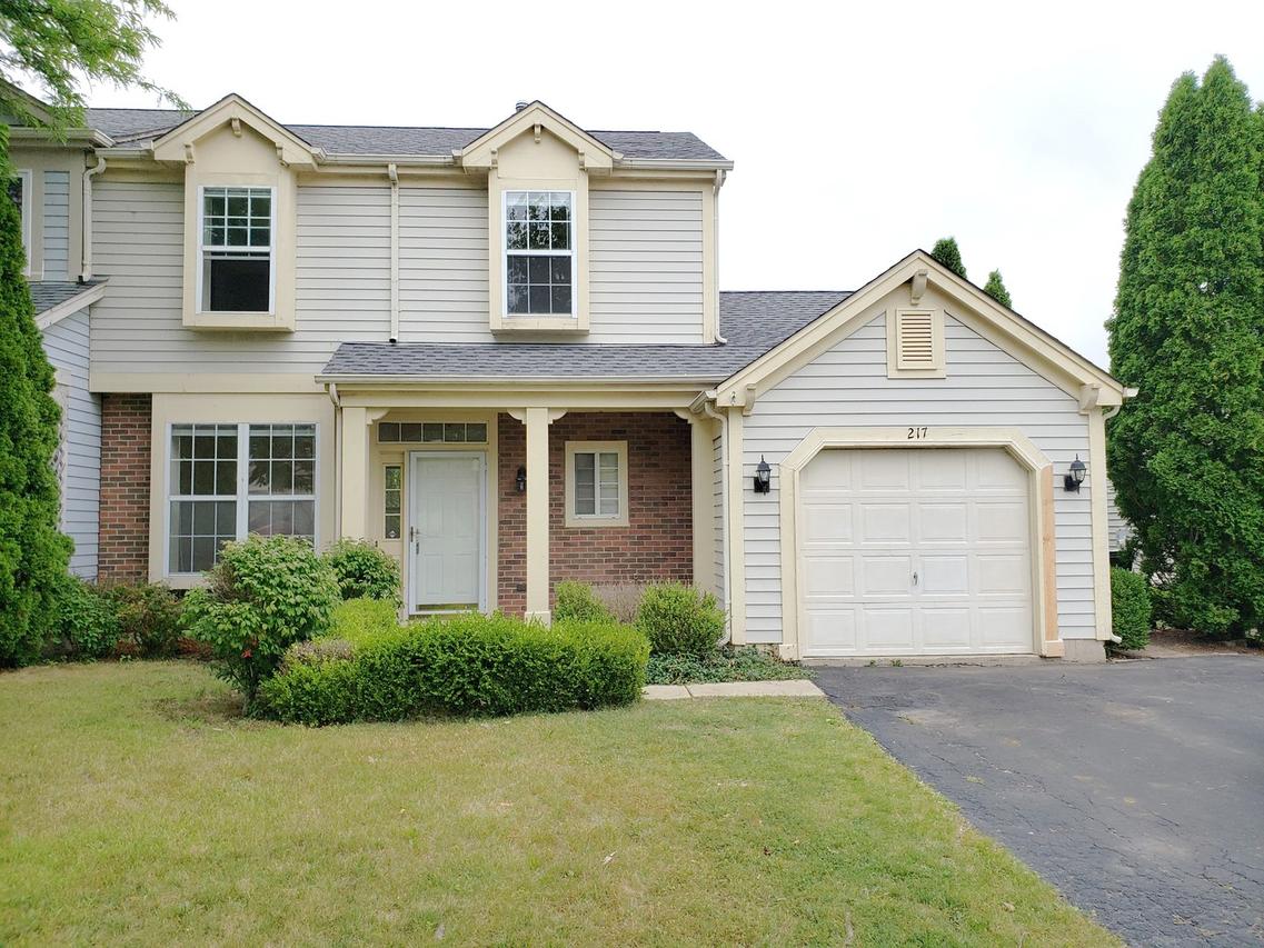217 Wilton Ln., Mundelein, IL 60060