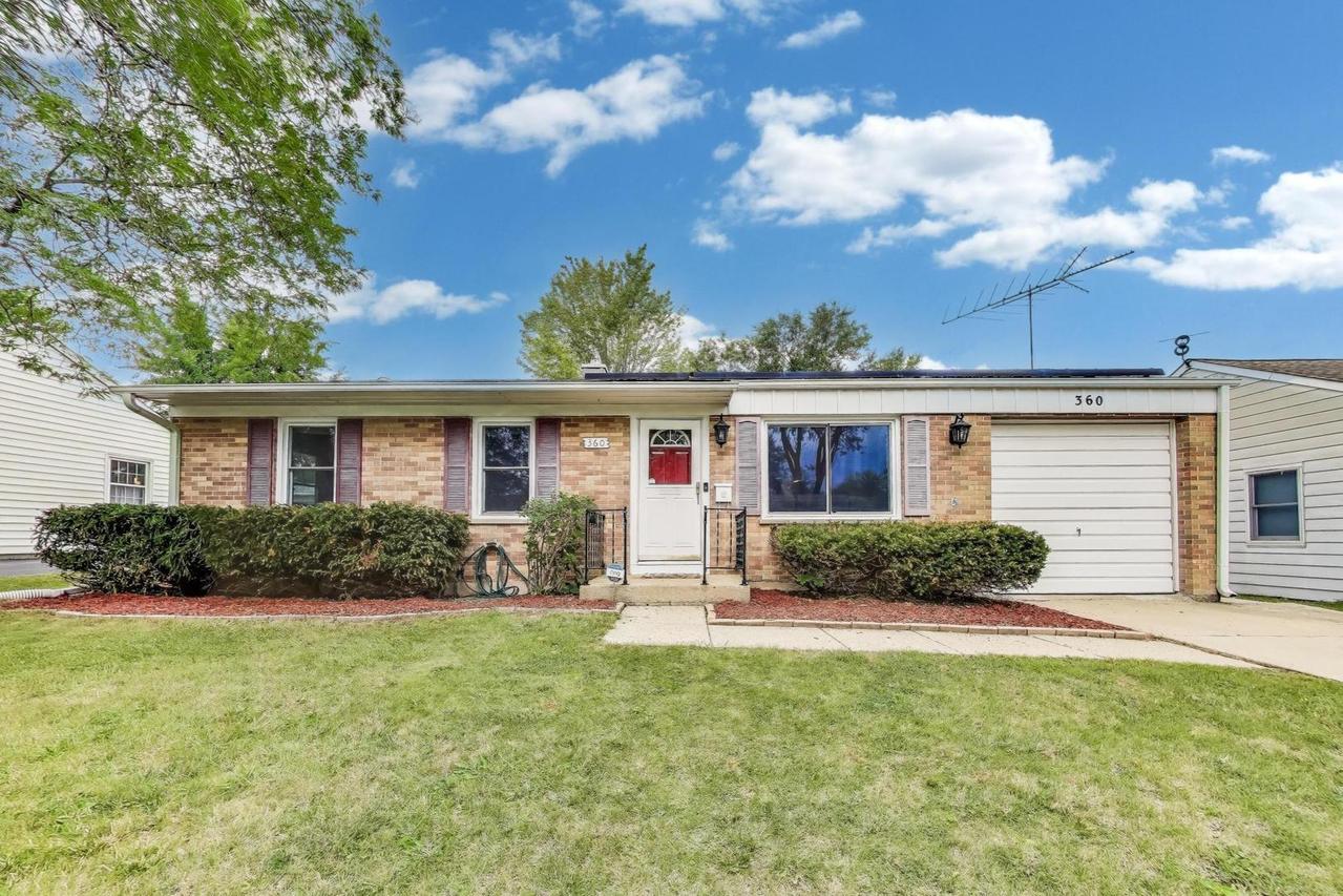 360 Rosewood Ave., Buffalo Grove, IL 60089