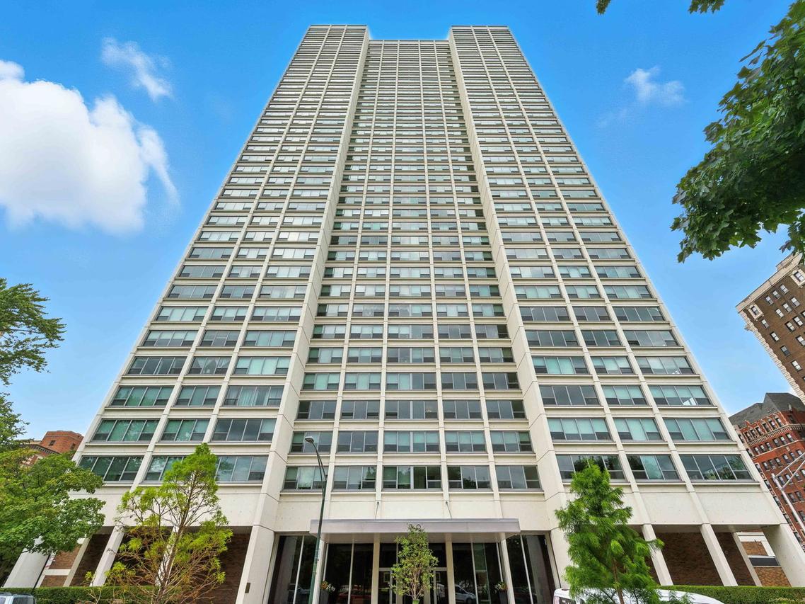 1700 E 56th St. #2909, Chicago, IL 60637
