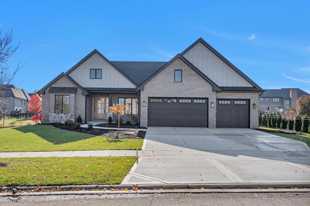 20644 Grand Haven Dr., Frankfort, IL 60423