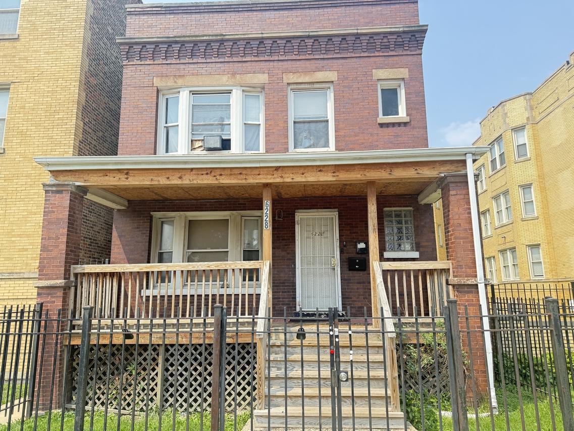 6228 S Claremont Ave., Chicago, IL 60636
