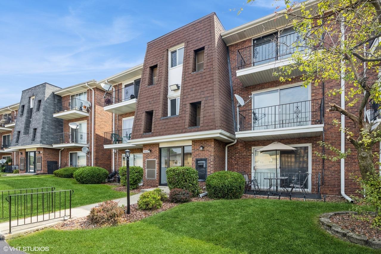 11953 S Lawndale Ave. #5B2, Alsip, IL 60803