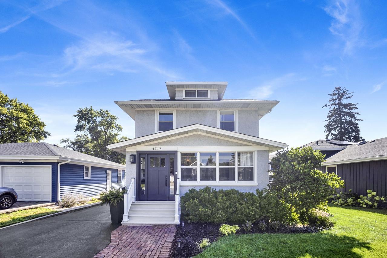 4717 Main St., Downers Grove, IL 60515