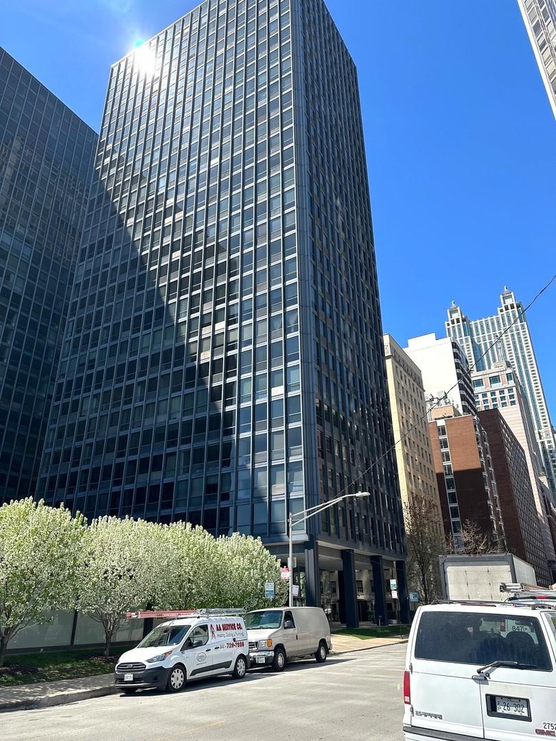 910 N Lake Shore Dr. #2220, Chicago, IL 60611