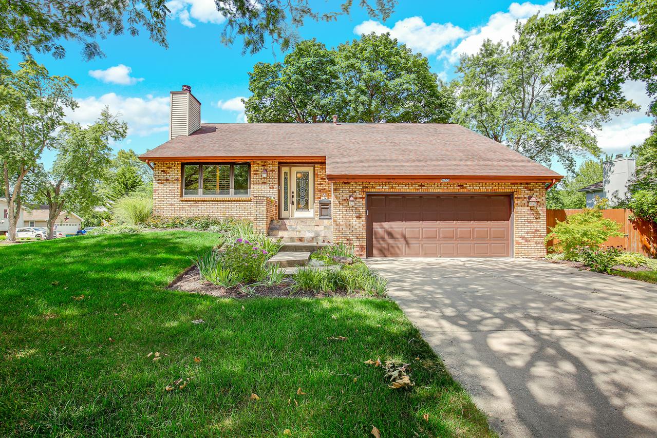 625 Cassie Dr., Joliet, IL 60435