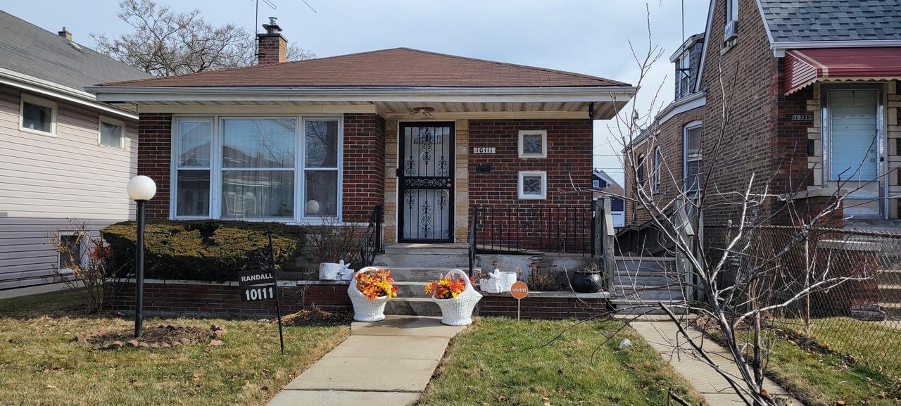 10111 S Lafayette Ave., Chicago, IL 60628
