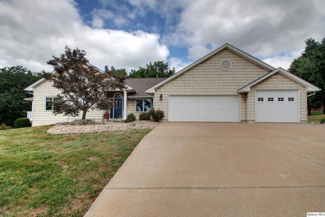 3510 Overlook Dr., Quincy, IL 62305